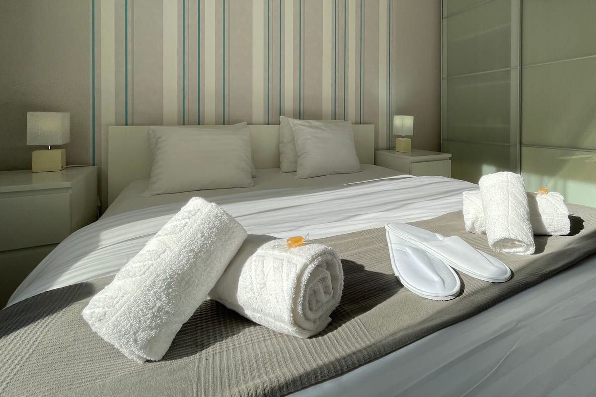 Lägenhet Executive - 1 sovrum - balkong | Värdeförvaringsskåp på rummet, individuell inredning och unika möbler