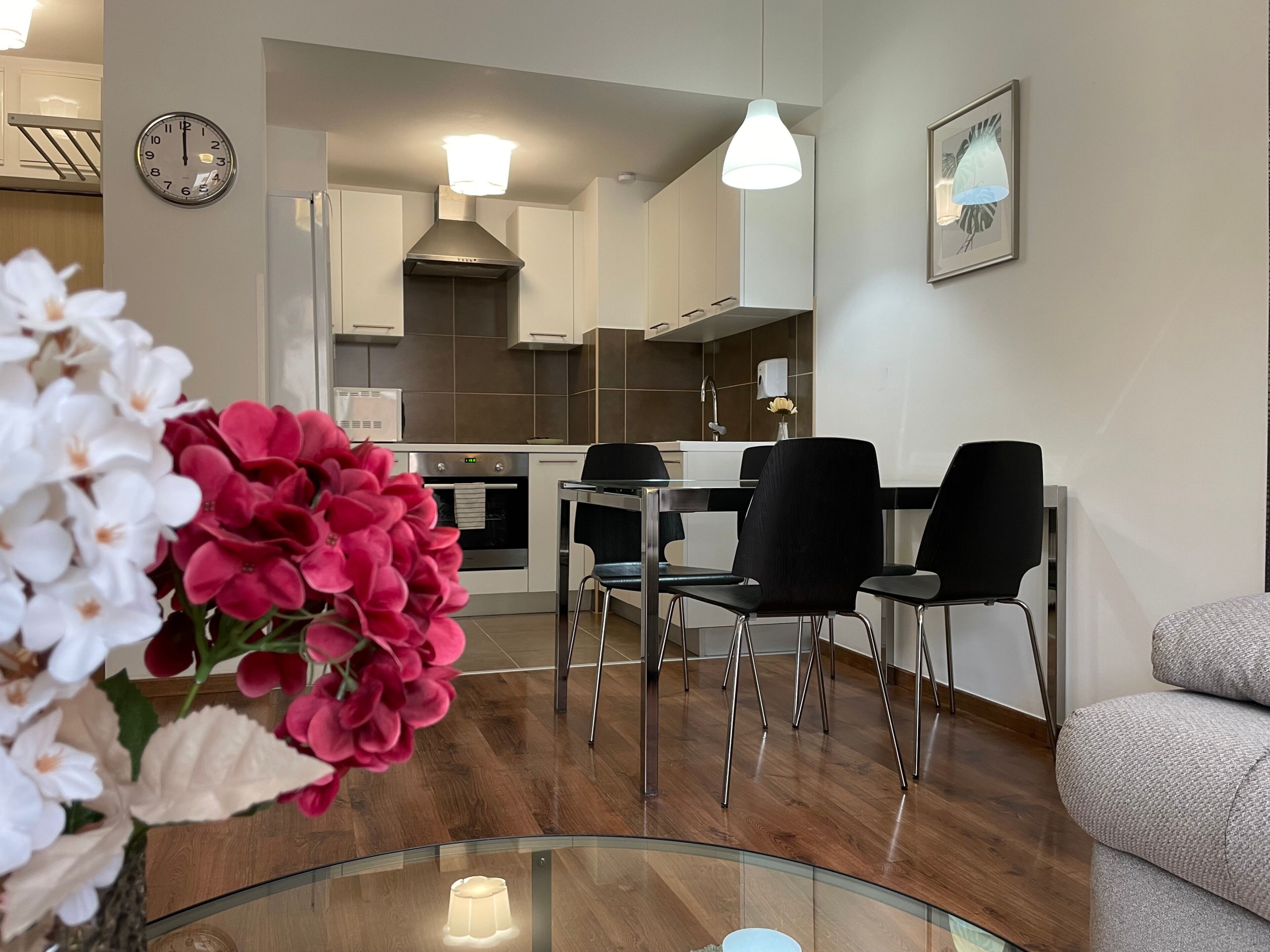 Apartment, 1 Bedroom, Balcony | Private kitchen | Full-sized fridge, microwave, oven, stovetop
