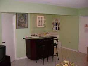 Breakfast, lunch, dinner served; Regional cuisine  - Condos At The Ridge (Ocho Rios)