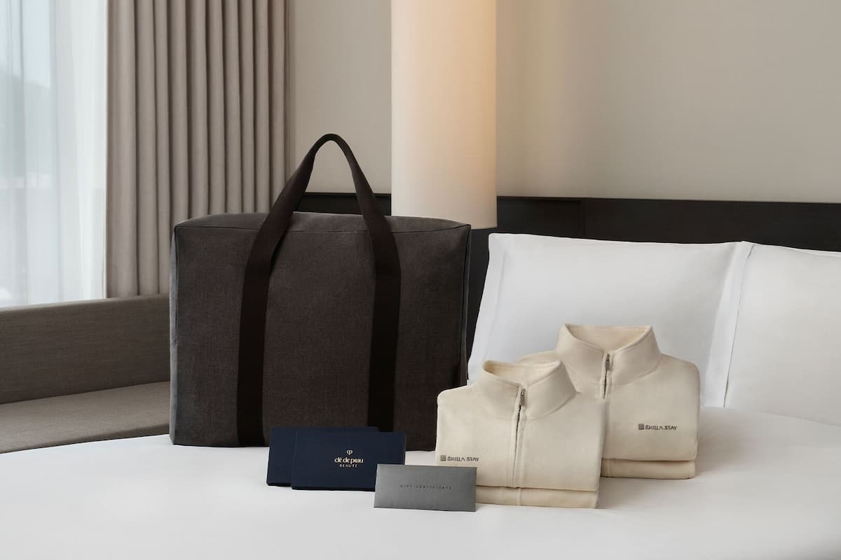 Premium bedding, down duvets, in-room safe, desk