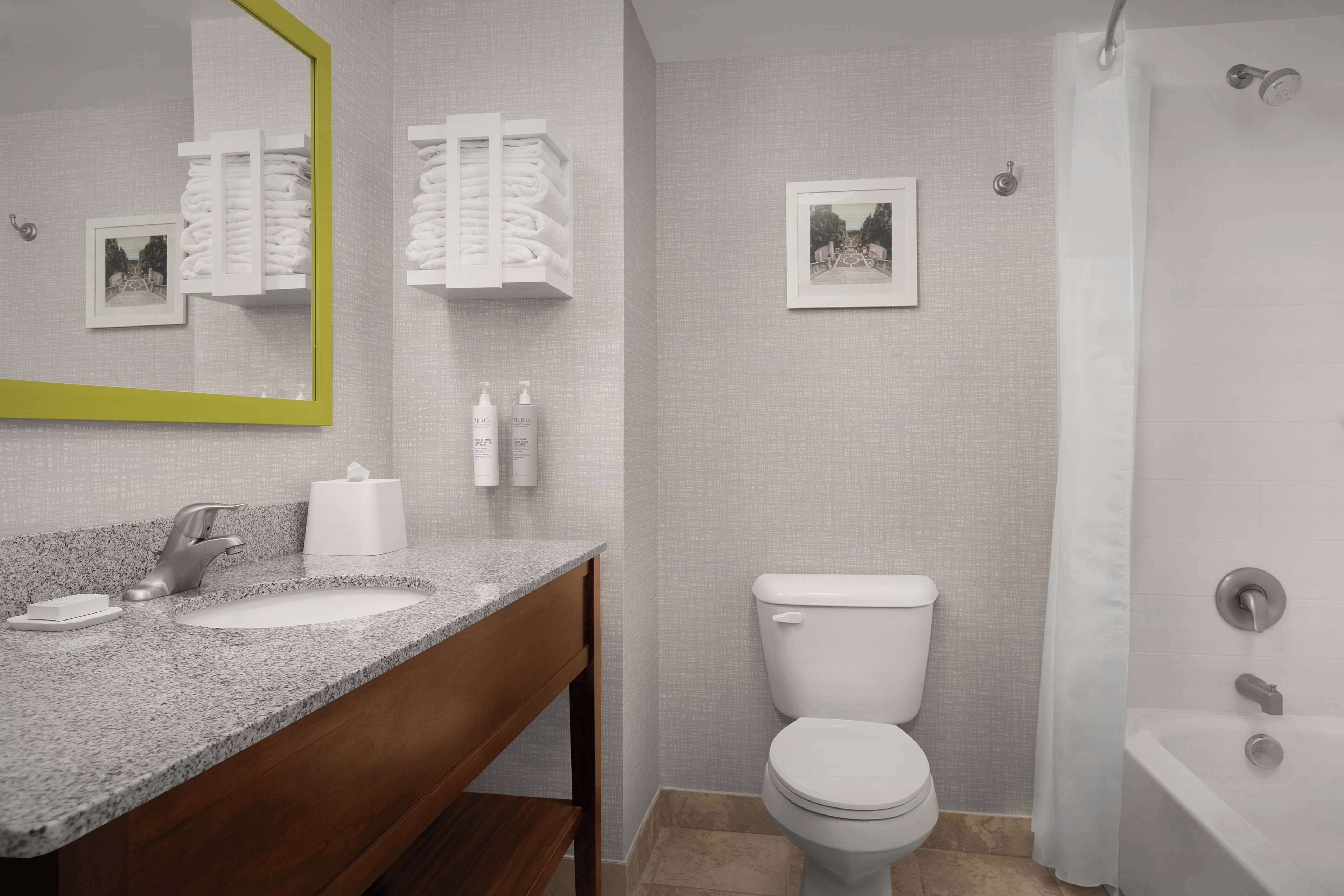 2 queen beds, micro/fridge, non smoking | bathroom | combined shower/bathtub, free toiletries, towels