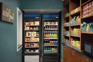 Snack bar