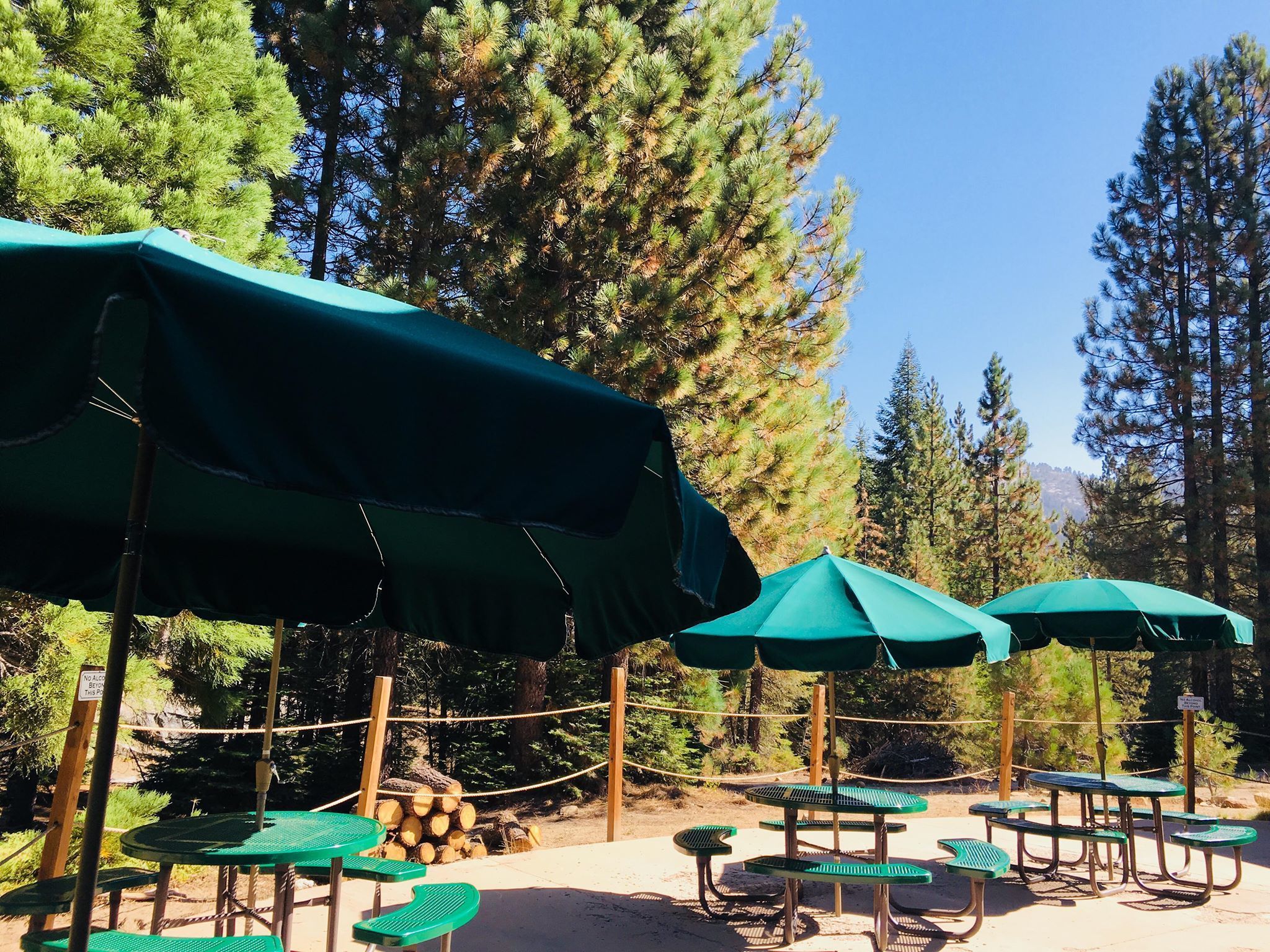 Aire de pique-nique/barbecue