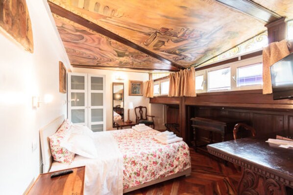 Chambre Double Supérieure | Literie de qualité supérieure, minibar, coffres-forts dans les chambres