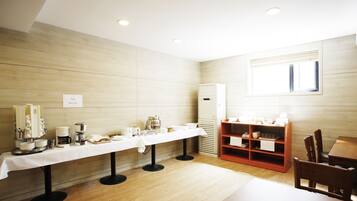 Desayuno continental incluido todos los días