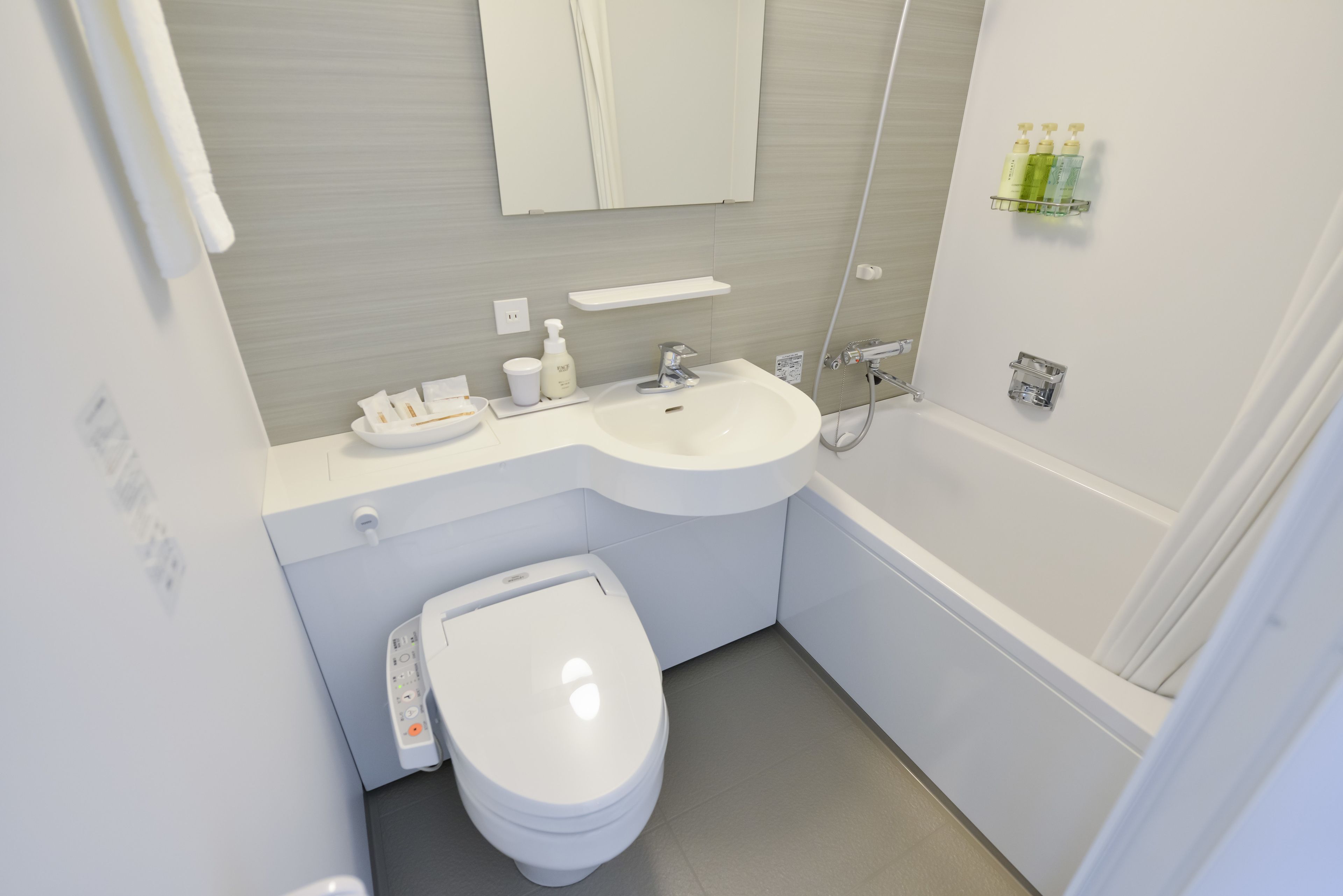 shower, free toiletries, hair dryer, slippers