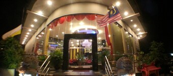 Paragon City Hotel