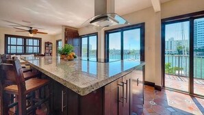 Unclassified image, 5 of 59, button - Miami Whitehouse Apartments (North Bay Village)