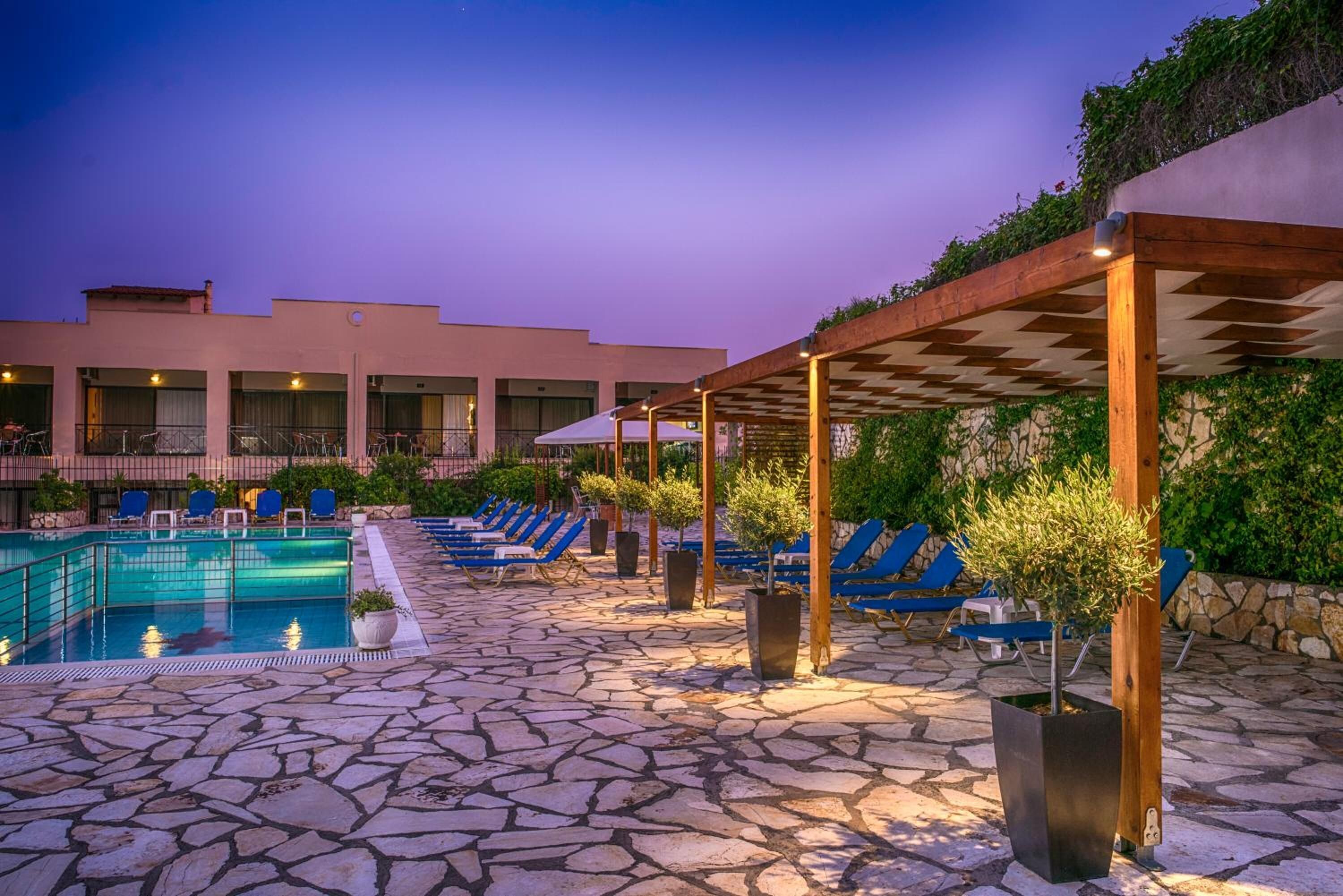 Seasonal outdoor pool, pool loungers