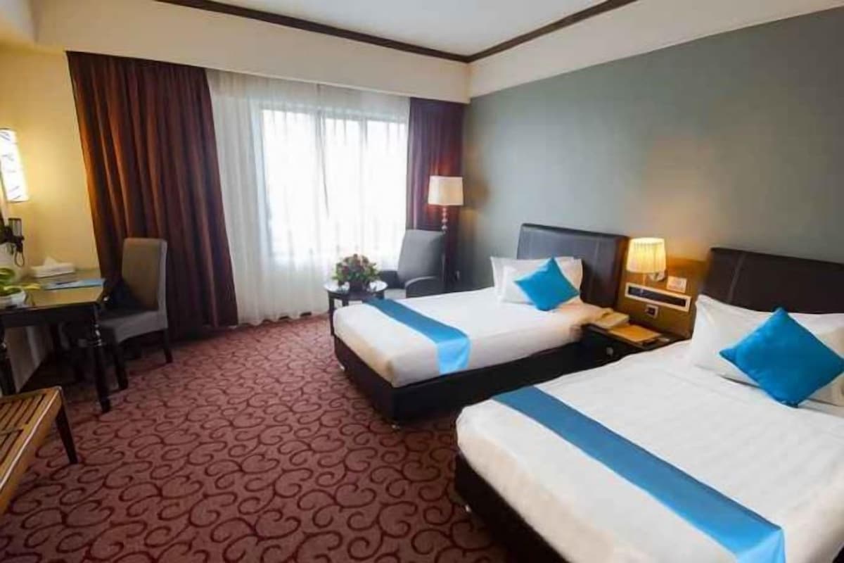 In-room safe, desk, soundproofing, iron/ironing board