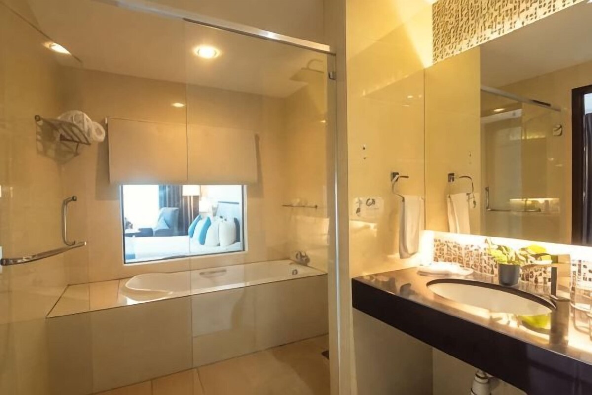 Bathroom | Bathtub, slippers, towels