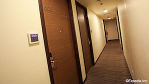 Hallway - The Quay Hotel Lavender (Singapore)