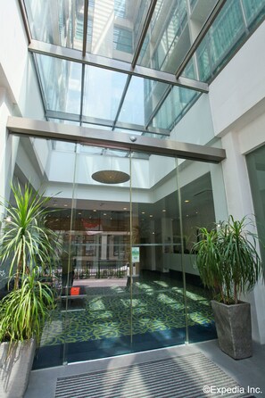 Property entrance - The Quay Hotel Lavender (Singapore)