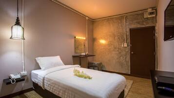 Minibar (inkludert), blendingsgardiner, wi-fi (inkludert) og sengetøy