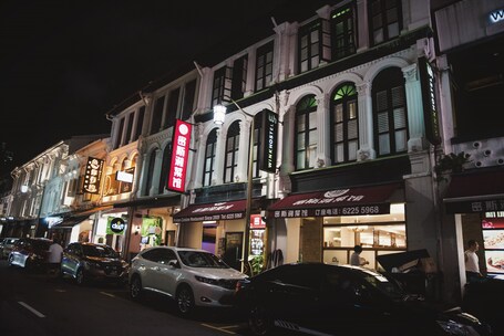 Wink @ Mosque Street - Image 13