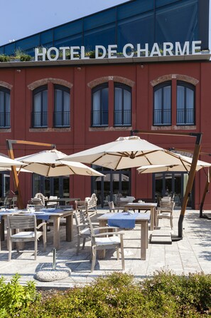 Breakfast, lunch and dinner served - Hotel de Charme Laveno -Luxury all Inclusive (Laveno Mombello)