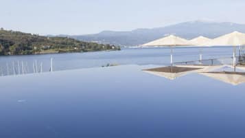 Piscina all'aperto