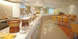 Buffet - Grand Dormani Rajah Court Hotel (Kuching)
