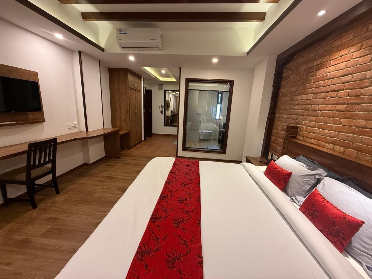 Foto - Ambassador Garden Home