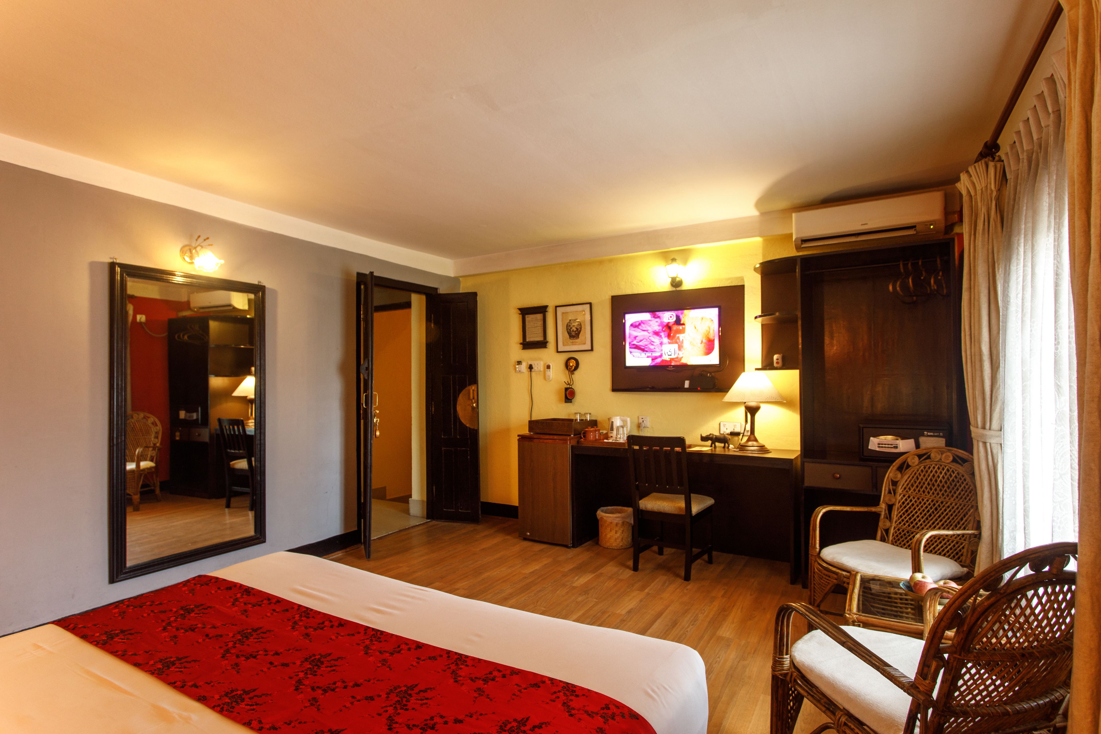 super deluxe room | 1 bedroom, down duvets, free minibar, in-room safe