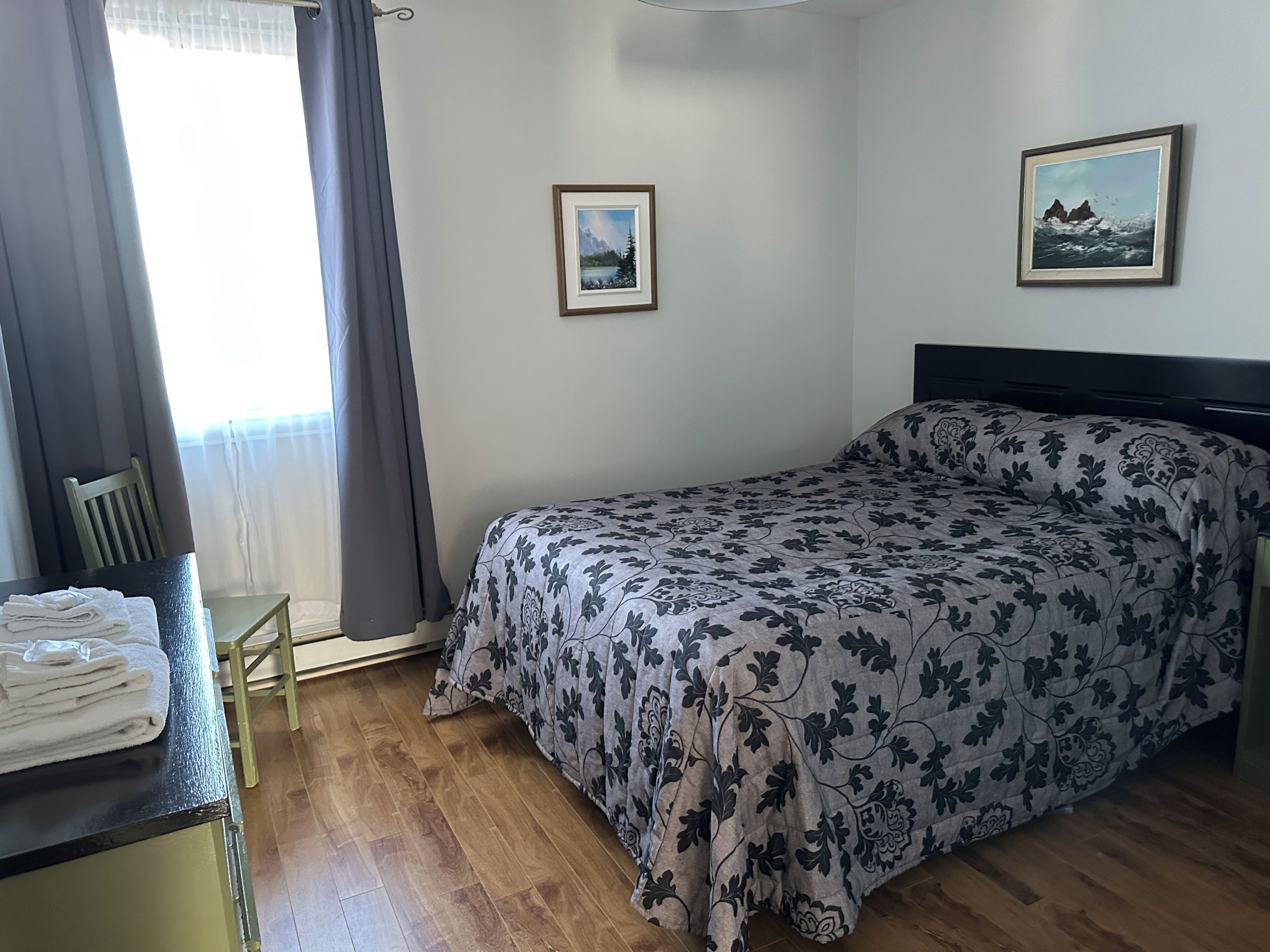 2 bedrooms, individually decorated, individually furnished, free WiFi
