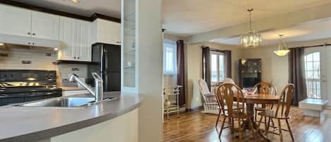 Apartment, 1 Bedroom (1 Double Bed ) | Private kitchen