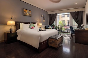 Suite with Balcony - Hanoi Garden Hotel & Spa (Hanoi)