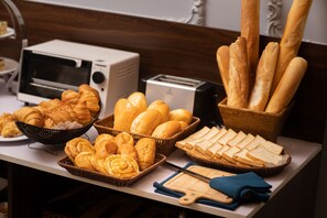 Breakfast buffet - Hanoi Garden Hotel & Spa (Hanoi)