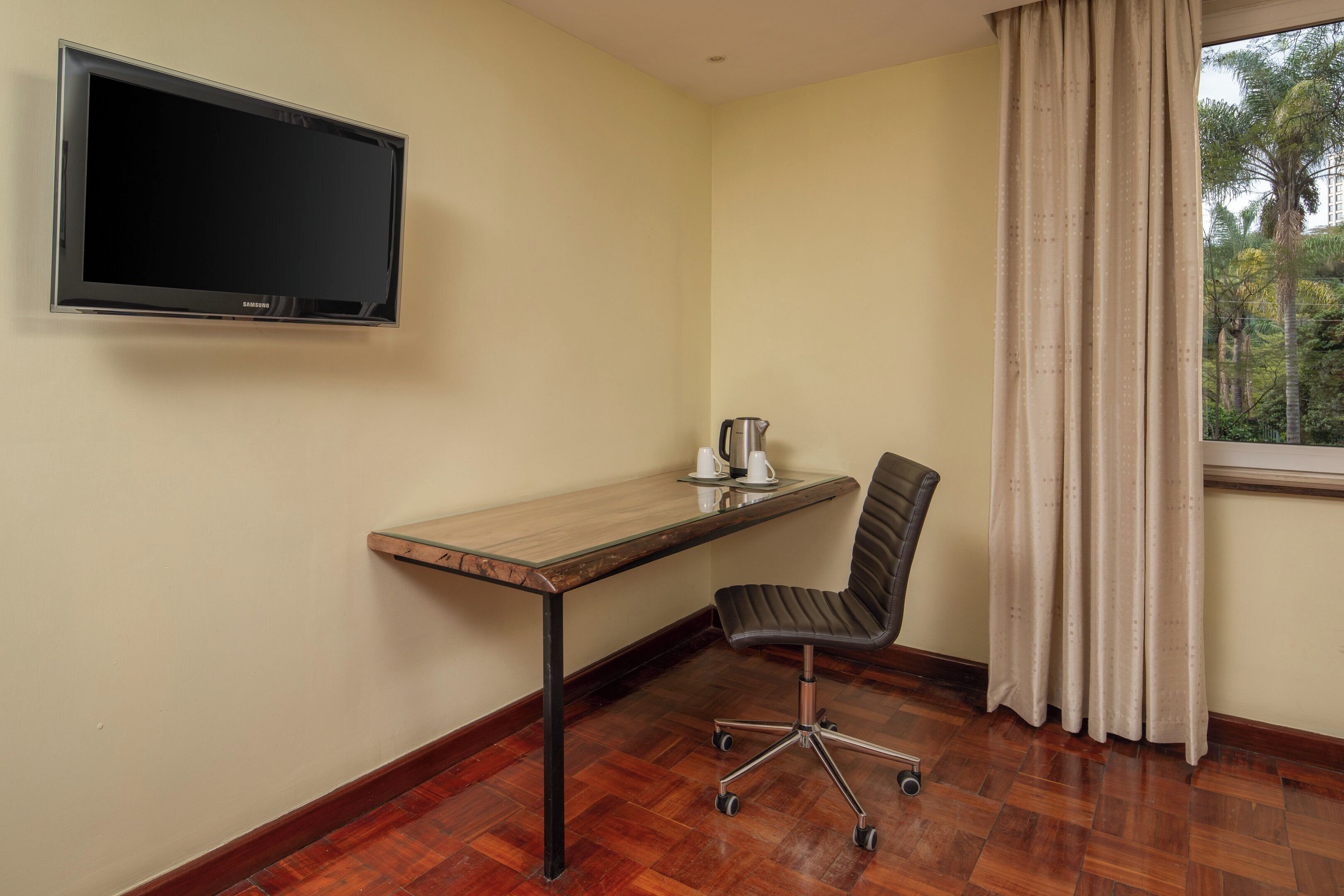 1 bedroom, premium bedding, in-room safe, individually decorated