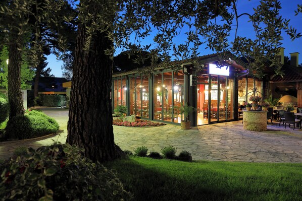 Restaurant - The Mediterranean Village San Antonio (Biograd na Moru)