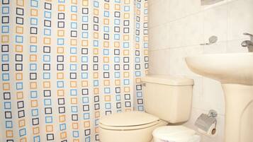 Apartment, 1 Bedroom | Bathroom | Hair dryer