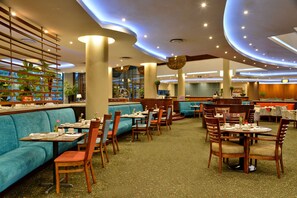 Daily English breakfast (ZAR 165 per person) - City Lodge Hotel Fourways (Sandton)