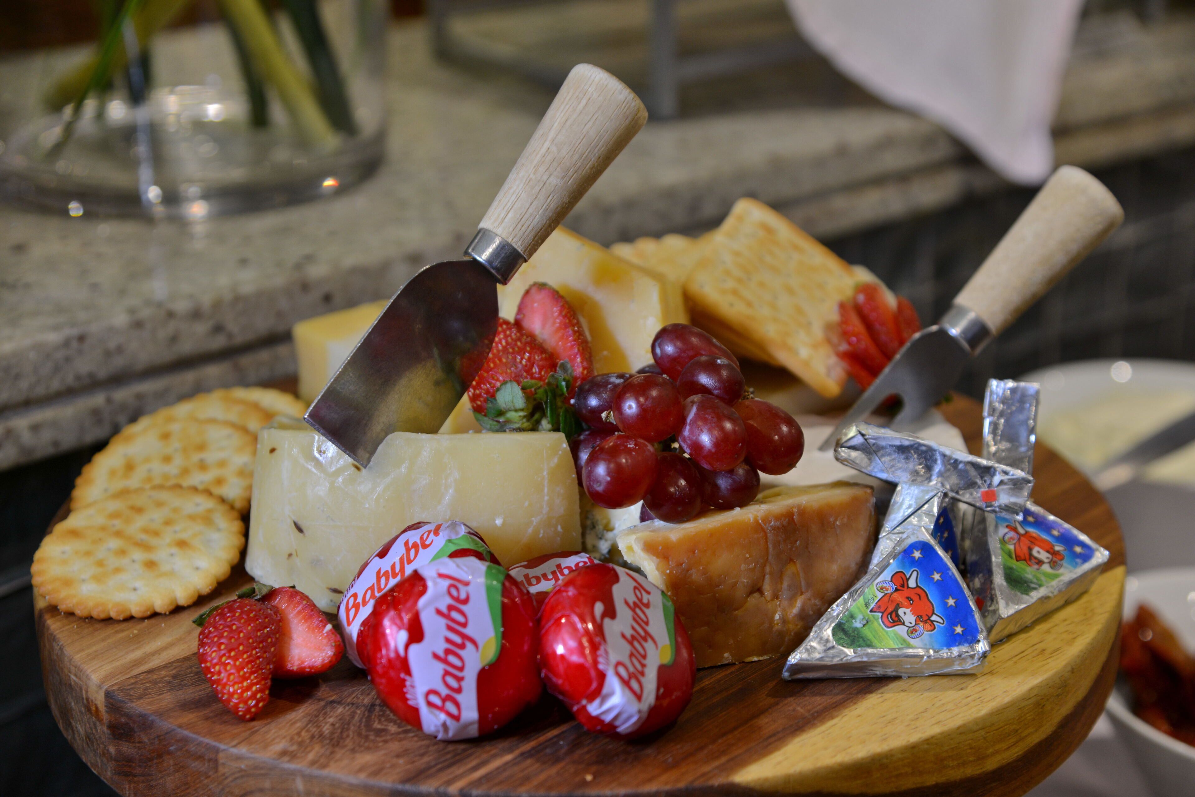 daily english breakfast (zar 165 per person)