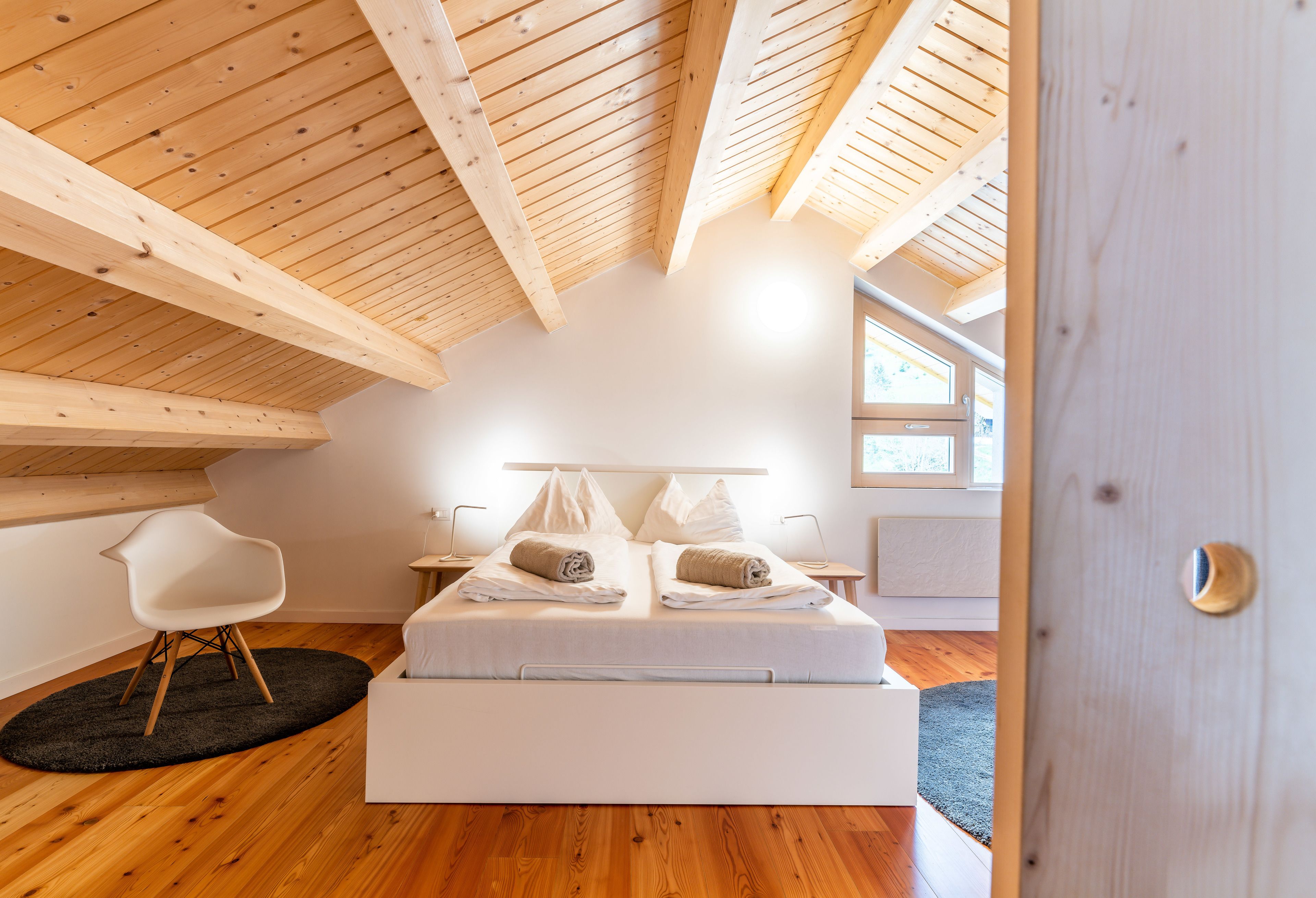 Àtic familiar, 2 dormitoris, vistes a la muntanya, al costat de la muntanya | Habitacions insonoritzades, wifi gratuïta i roba de llit 