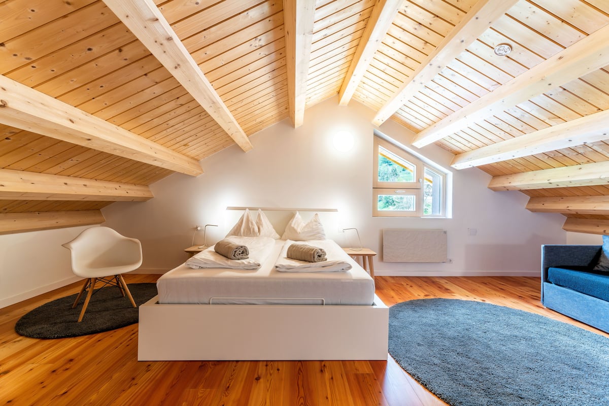Attico familiare, 2 camere da letto, vista montagna, lato montagna | Insonorizzazione, Wi-Fi gratuito, lenzuola