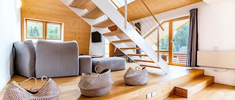 Superior Penthouse, 2 Bedrooms | Living area