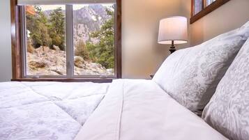 Luxury House | 1 bedroom, premium bedding, pillowtop beds, iron/ironing board