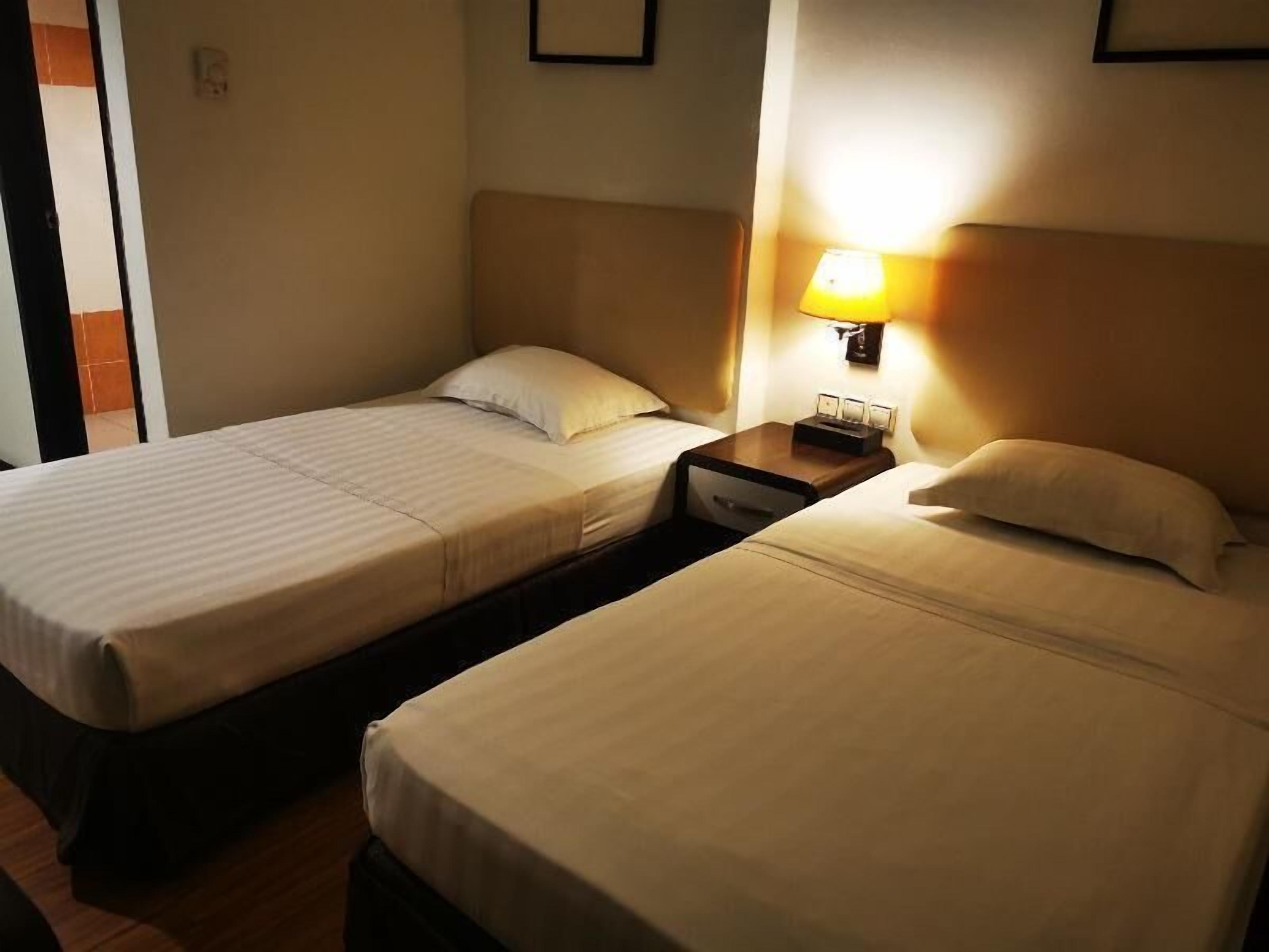 In-room safe, iron/ironing board, free WiFi