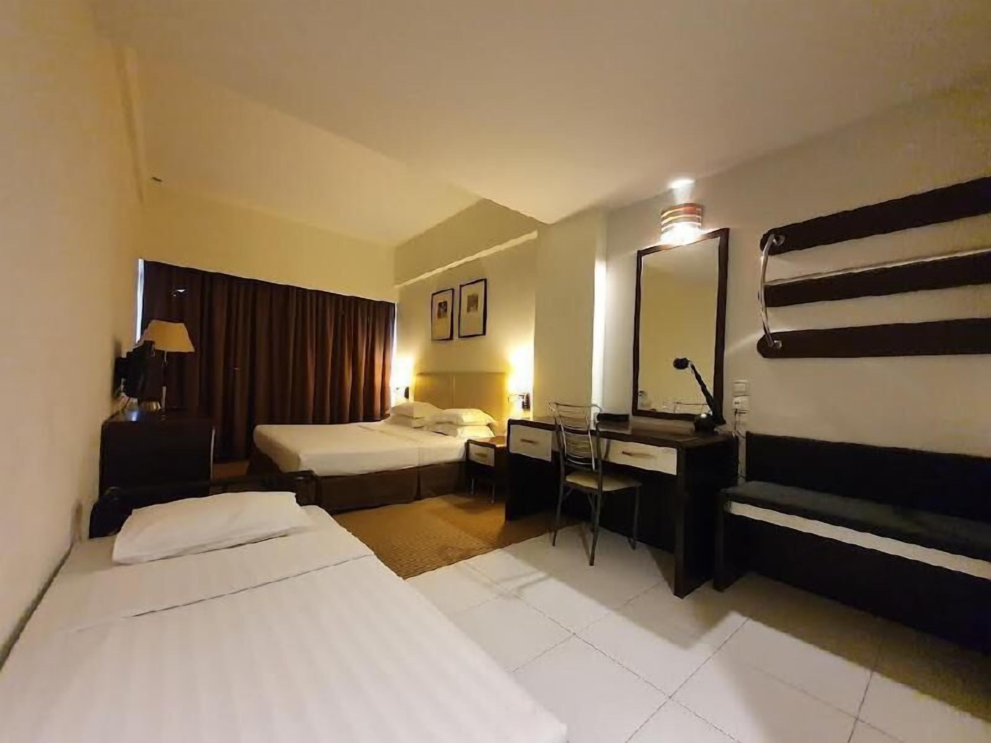 In-room safe, iron/ironing board, free WiFi