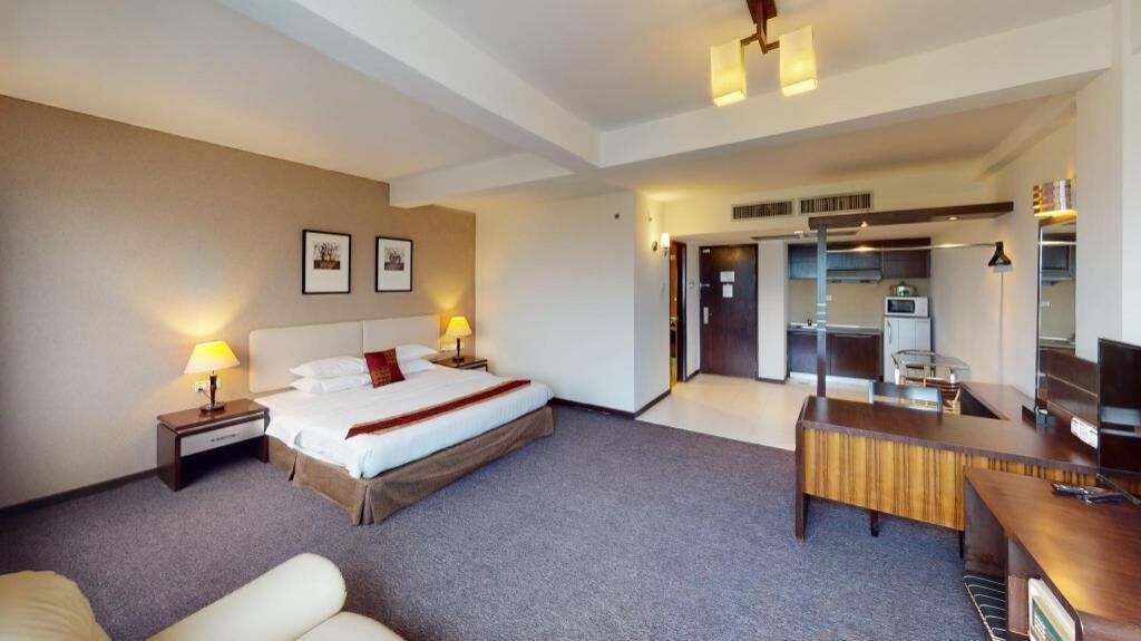 In-room safe, iron/ironing board, free WiFi