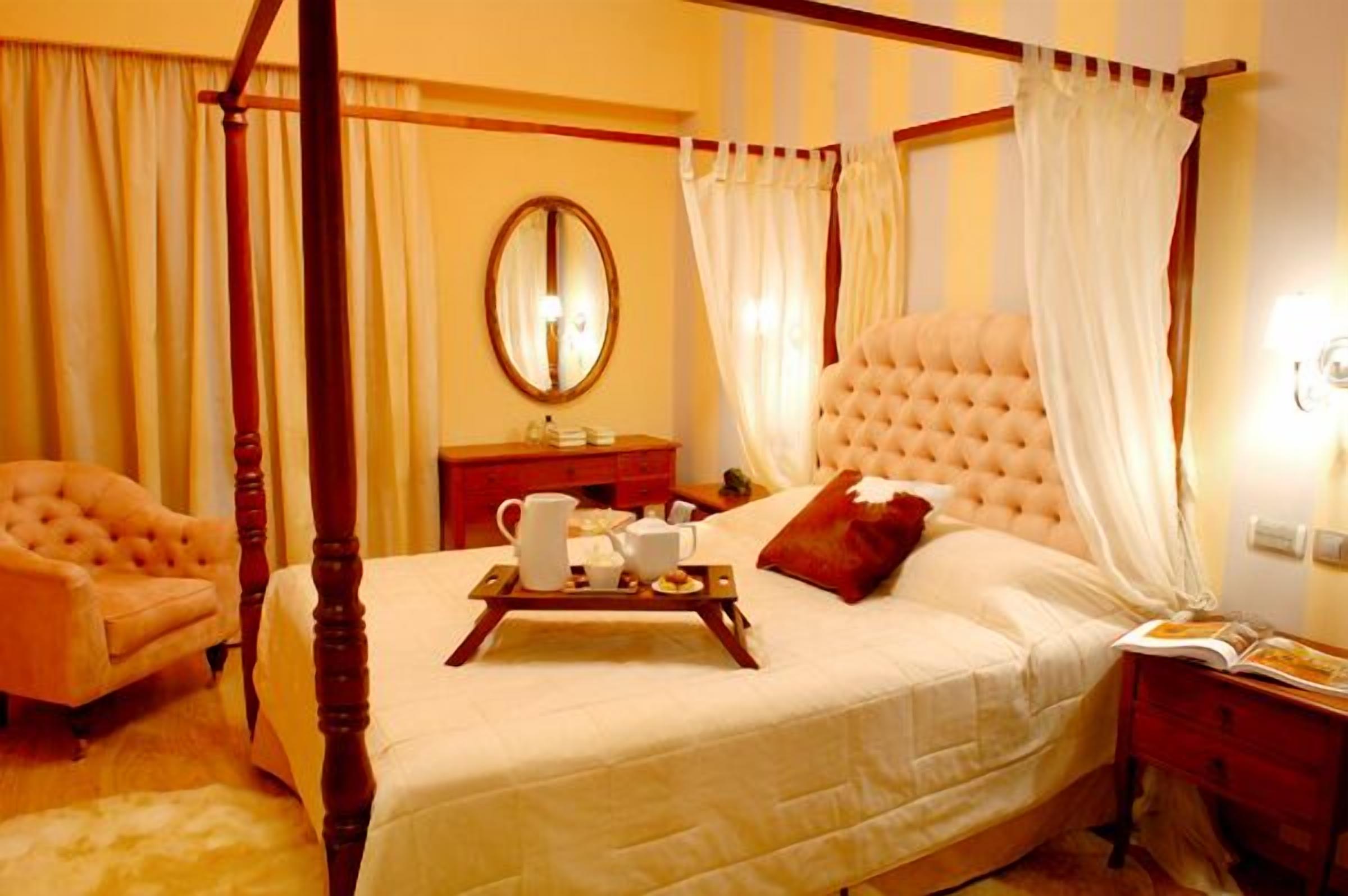 standard double / twin room | hypo-allergenic bedding, in-room safe, soundproofing, iron/ironing board