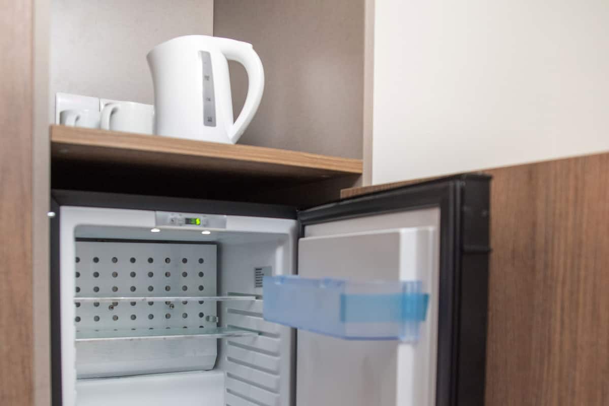 Fridge