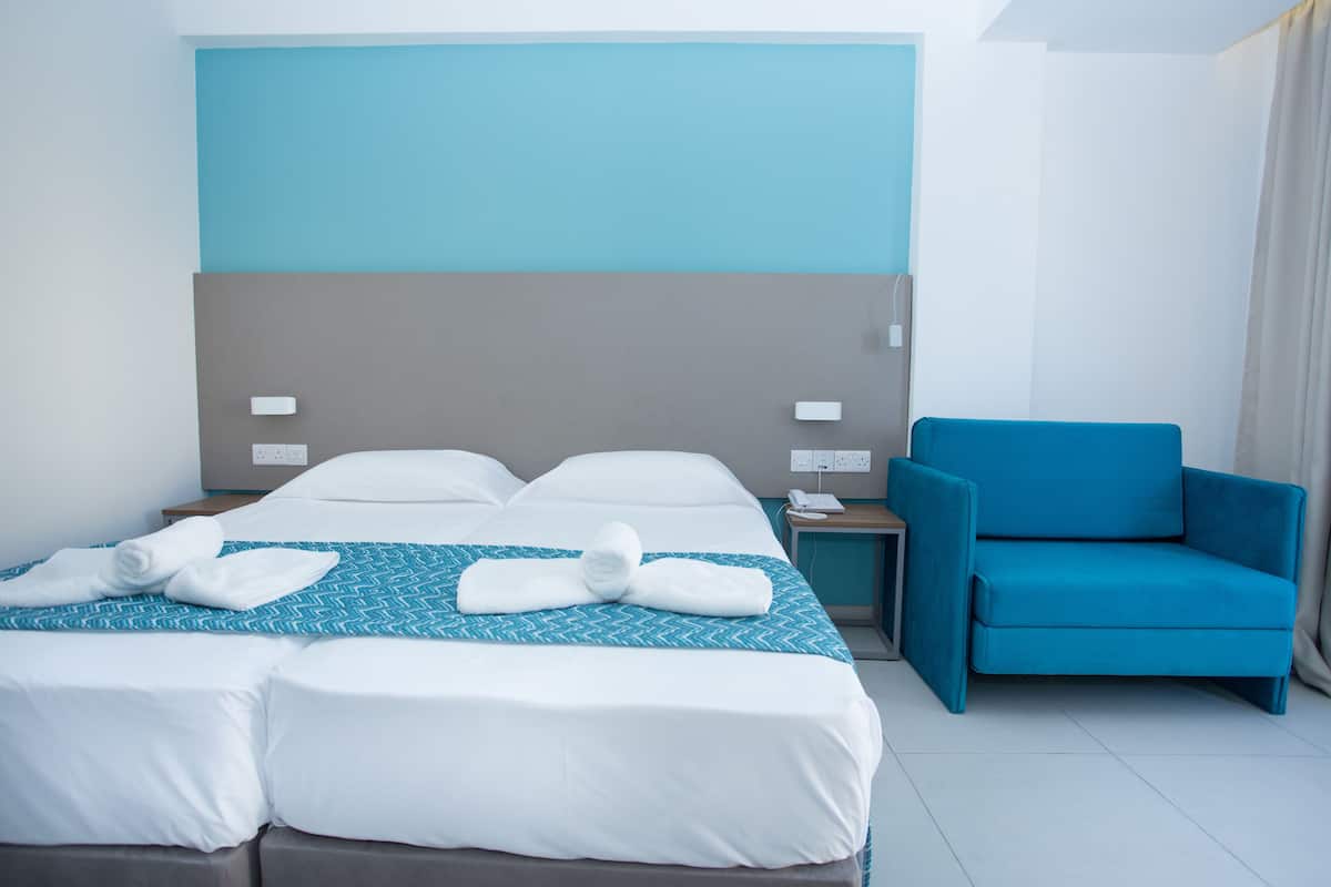 1 bedroom, soundproofing, free WiFi, bed sheets