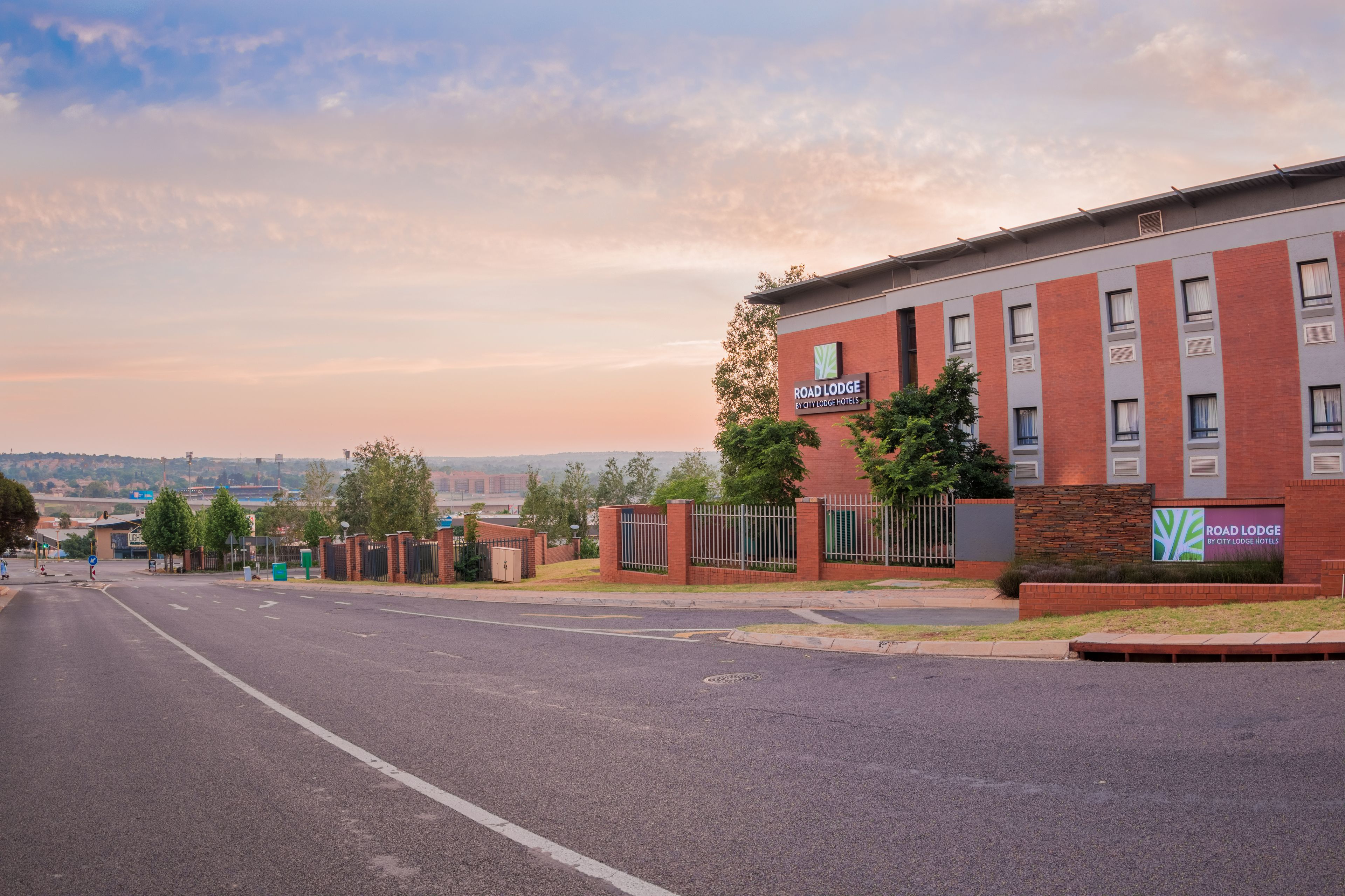 Road Lodge Centurion