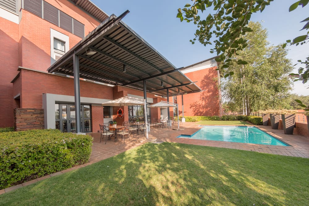 Road Lodge Centurion