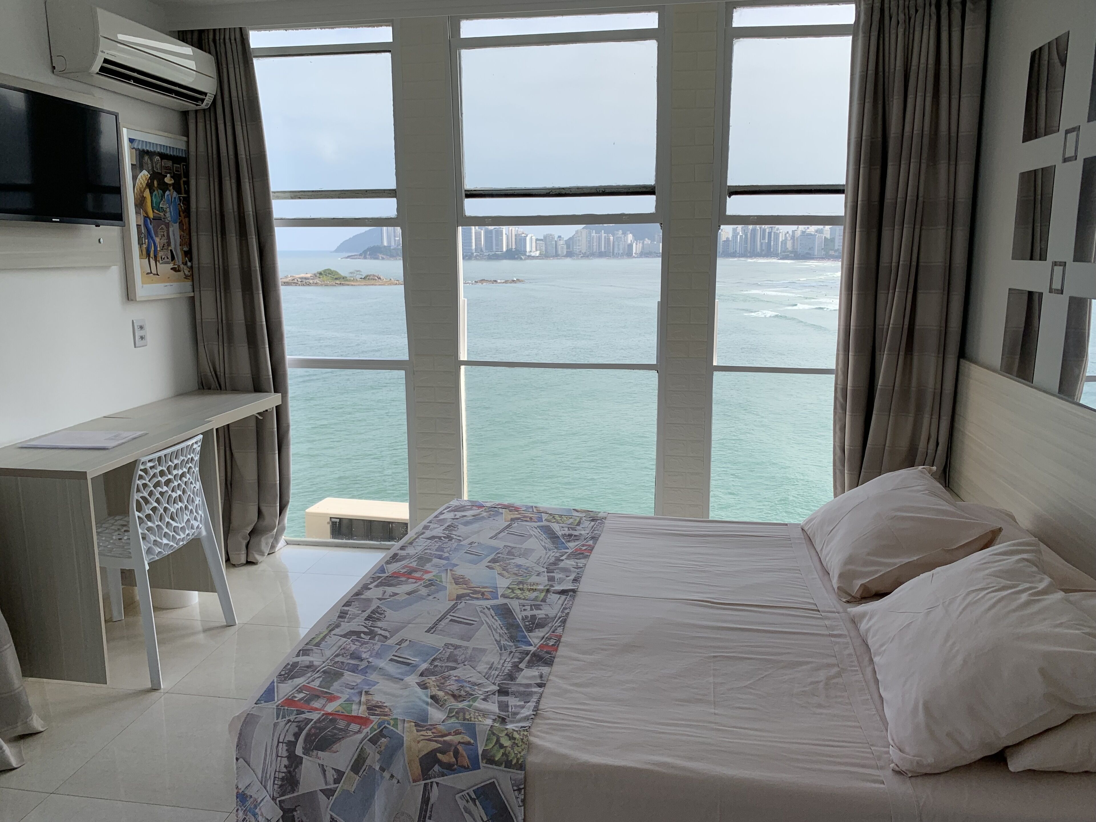 quarto duplo vista dupla para o mar | minibar, blackout curtains, free wifi, bed sheets