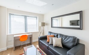 Deluxe Apartment, 1 Double Bed (only accessible by stairs from the 4t) | Living area | 55-inch Smart TV with digital channels, Netflix, streaming services - City Wall House by House of Fisher (Reading)