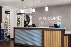 Reception - Hampton Inn & Suites El Paso/East (El Paso)