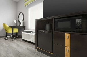 Cofres nos quartos, escrivaninha, berços grátis, Wi-Fi de cortesia