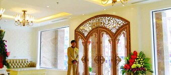 City Bay Palace Hotel